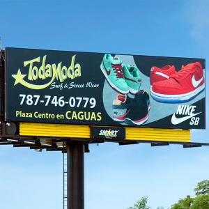 Roadside Full Color LED Display , Outdoor LED Billboard Waterproof Non Mosaic