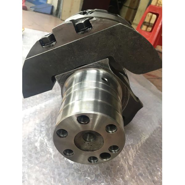 Mitsubishi 8DC9 Crankshaft  ME996186