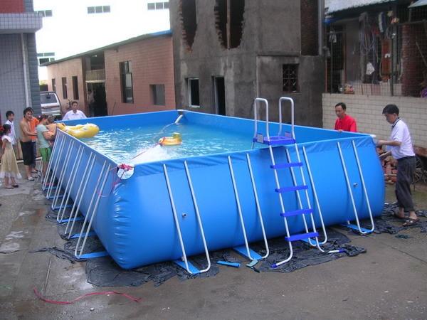 Lovely New Design Huge Commercial PVC Adults and Kids Inflatable Pool with Various Colours