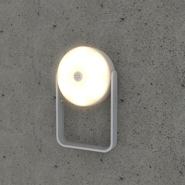 4100K 20lm Plug In Motion Activated Light / Wall Outlet Motion Sensor Light