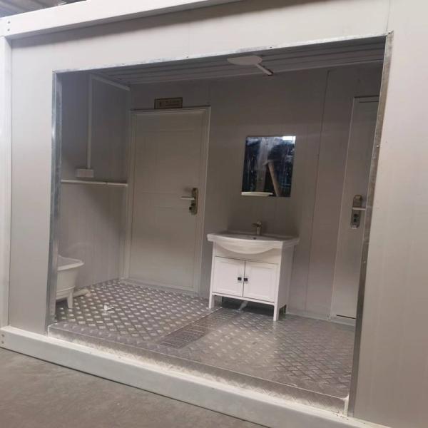 20FT/40FT Customized Prefabricated Bathrooms with Local Standard Electricity and Shower Room