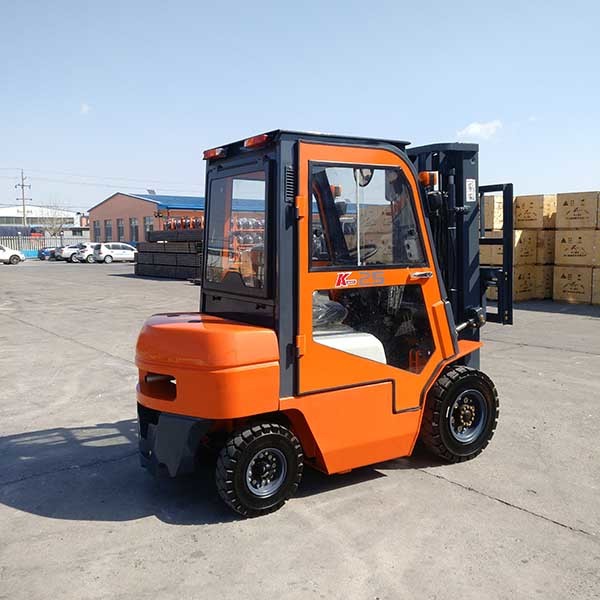 2500kg CPCD25 Gasoline Forklift Chinese Engine 2.5 T Forklift With Cabin
