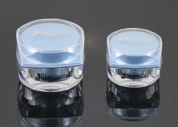The blue cap of the head cap rotates the bottle Cream Jars