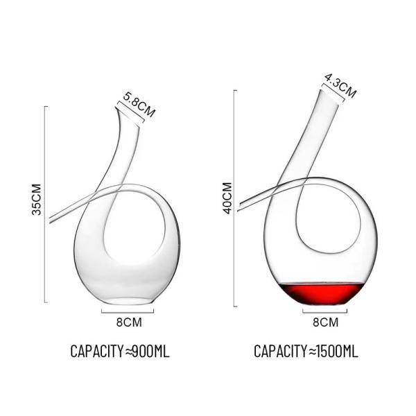 Un décanteur de vin en verre sans plomb fabriqué par des artisans.