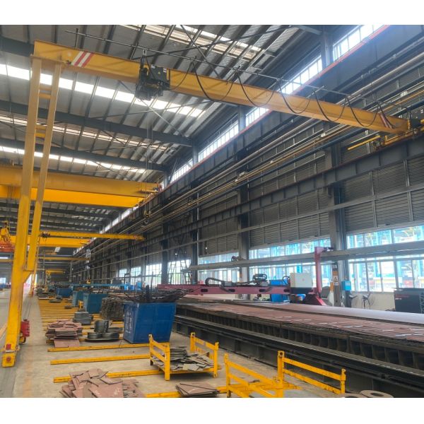 A4-A5 Work Duty BMH Type Semi Gantry Crane with 20 Ton Capacity and Electric Power Source