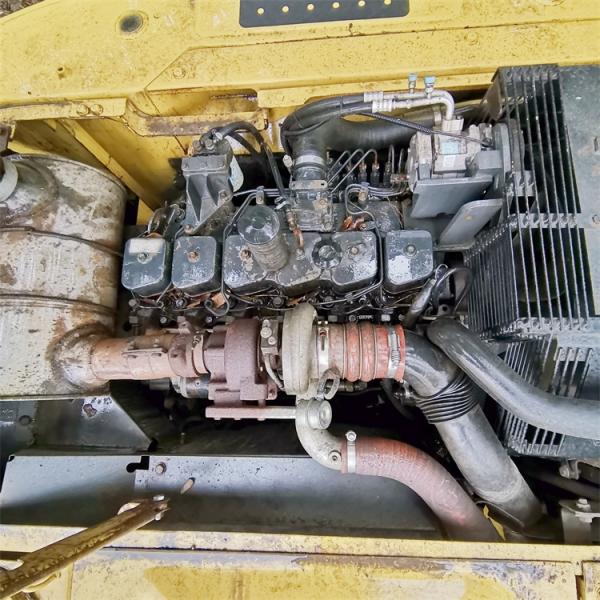 Komatsu PC200-7 Excavator in Good Condition with 0.8 m3 Bucket Capacity and 107 KW