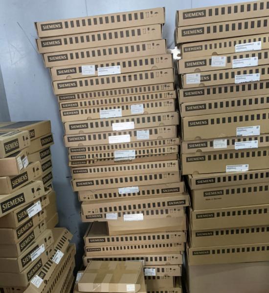 6AU1240-1AA00-0AA0 SIMOTION C240/C240 PN Siemens Motion Controller Advanced Technology