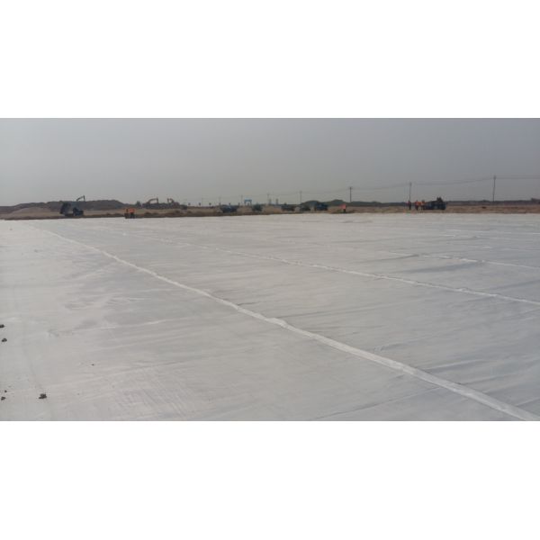 Industrial Grade High-Modulus Filament Woven Geotextile Fabric For Embankment Stabilization