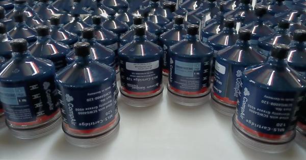 Huile spéciale pour UAV CompAir Gardner Denver Compresseur d'air industriel Formule améliorée