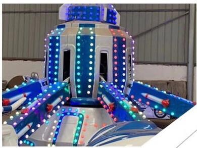 Outdoor Amusement Flying Car Rotating Lift Automatic Control Aircraft Play Equipment