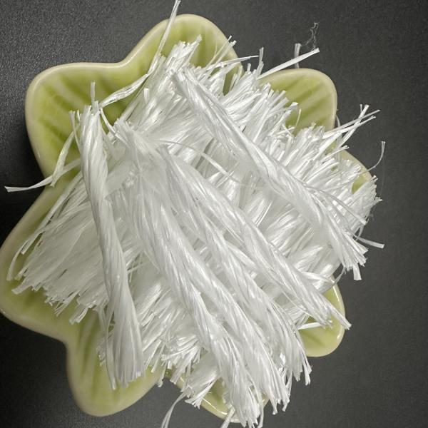 Buliding Polymer Material PP Fiber Twisted Bunchy Form 500T For Crack Resistant