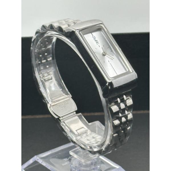 Прочные часы из нержавеющей стали или кожаные и кварцевые