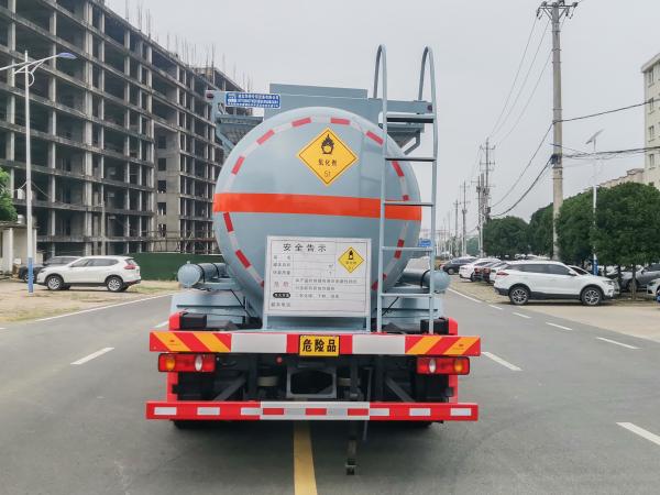 Dongfeng Tianjin Diesel Cargo Truck 15.3 CBM 8*4 Hydrogen Peroxide Transport Truck
