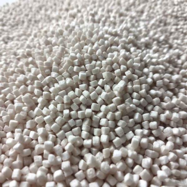 PC composé de qualité V0 pour additifs plastiques