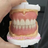 Laboratório Odontológico Padrão OEM Dentes removíveis completos Fácil de levar e tirar