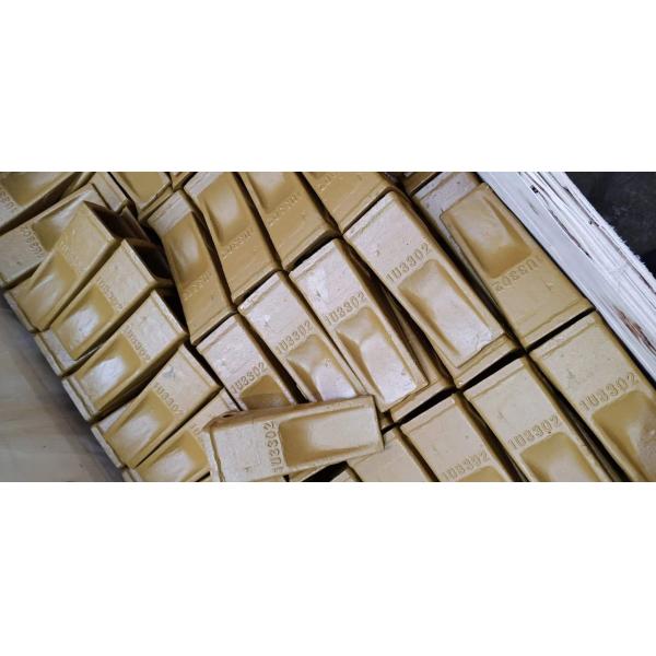 Cylindre excavateur seau dents de brousse et épingle 61N8-31310 Pour R220 R210-5 R215