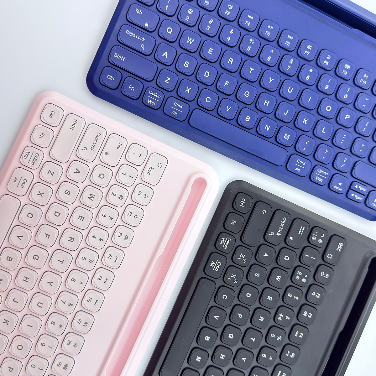 In Stock UK/US Layout Multi-Device BT Wireless Keyboard with Built-in Stand for IPad Tablet & iPhone Compact Design