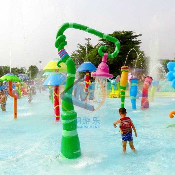 Fiberglass Water Splash Pad Leaf Shaped Design 2.5m Height for Aquatic Play
