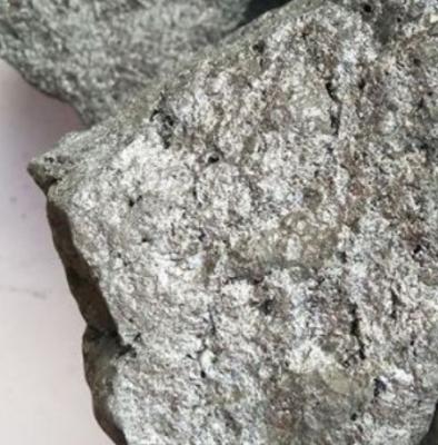 Silicium à haute teneur en carbone 65 % de scories métalliques de silicium 10-50 mm