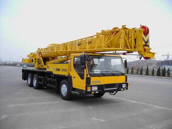 Hoisting Machinery Truck Mounted Crane High Efficiency Lifting Performance