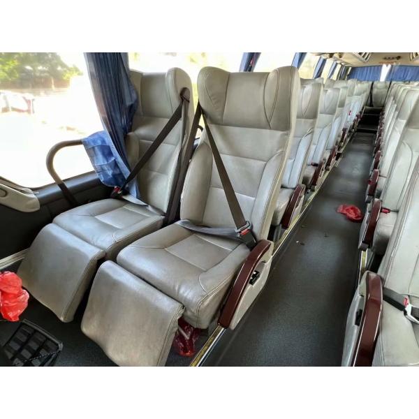 Используемое ЕВРО IV подержанное более высокое KLQ6122 двери кондиционера тарельчатого тормоза мест автобуса и тренера 49 среднее