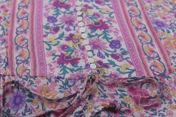 Printed Custom Womens Dresses Long Flounce Lavender Dresses With Front Buttons