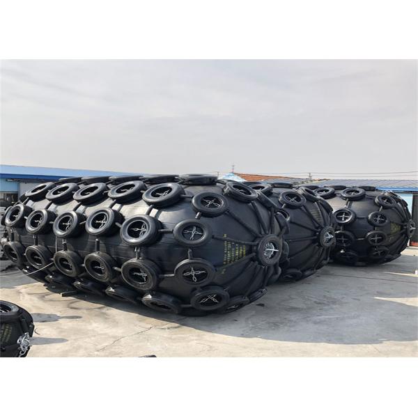 Marine Ship Boat Using Pneumatic Rubber Fender Meet ISO 17357