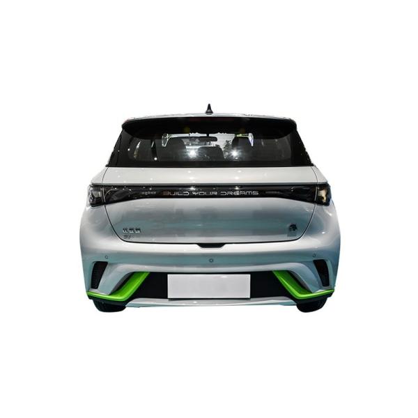 A Single Window Skylight Type 2023 BYD E6 5kW Pure Electric Driving Range 301km Dolphin Auto Car Vehicle Size mm 4995*1910*1495