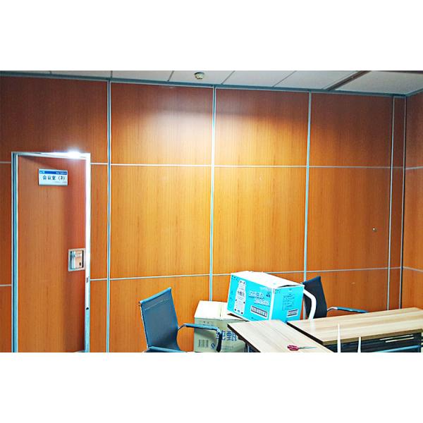 Sound Proof Sliding Folding Partition Malaysia / Interior Mobile Operable Wall Systems