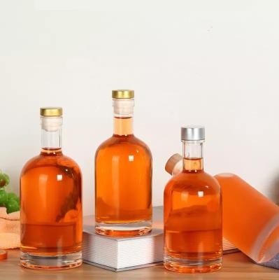 Directly Sell Customize Sealing Type Clear Empty Liquor Bottles for Brandy Whiskey Rum Gin