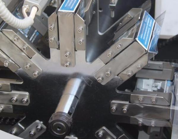 Máquina de embalagem de filme de vidro para embalagens de caixas de cigarros em novo estado