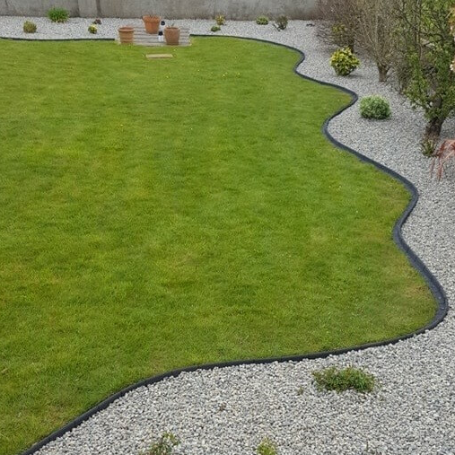 Recycled Rubber Landscape Edging with 60-70 ShoreA Hardness and Weather-Resistant for Garden Borders