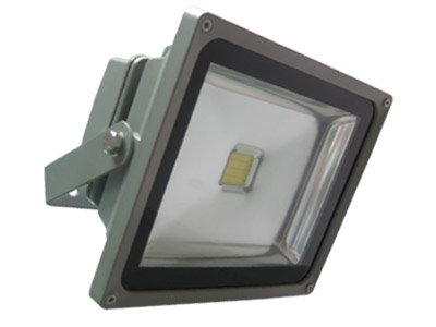 электрические лампочки приведенные 30В белые/голубые на открытом воздухе потока