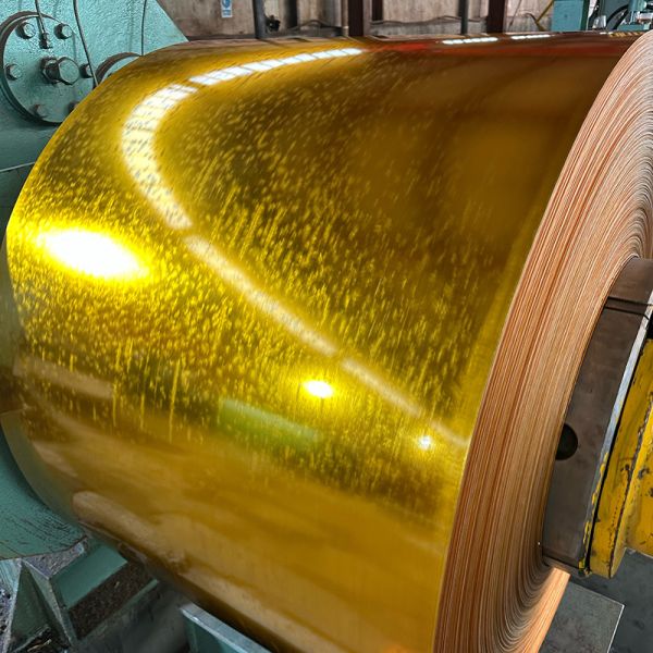 Pre Painted Galvanized Iron Sheets PPGI Coils Colour Coated JIS GS KS Certificates Slightly Cutting