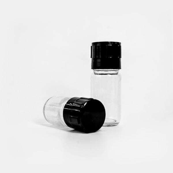 Food Grade 50 ml 80 ml Plastic Shaker Bottle Pet Packing Plastic Spice Jars Grinder Mill Set for Kitchen
