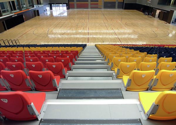 Economic Telescopic Tribunes / Retractable Theater Seating With Nose Mounting Polymer