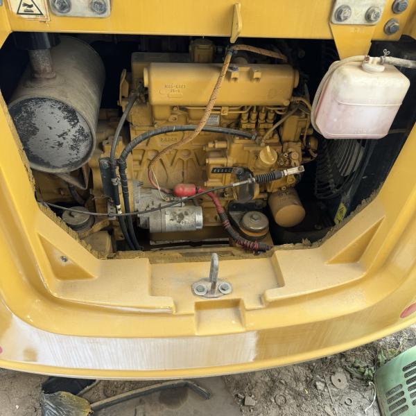 Excavadora CAT306-E2 com cilindro hidráulico original e design geral de aço macio