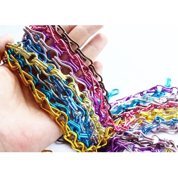 Соединенные крюком декоративные алюминиевые дизайны снаружи архитектуры Драперы