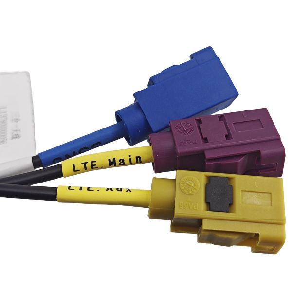 3in1 Combination Antenna for Vehicles 2.4G 5.8G 698-2700Mhz 1575.42Mhz GPS GNSS 4G LTE WIFI MIMO Car T-BOX Antenna