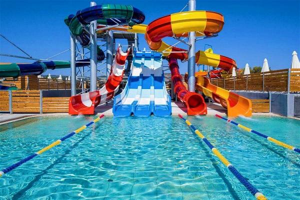 Équipement pour les enfants en plein air piscine grand toboggan