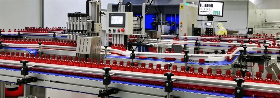 Fully Automatic Bottle Packaging Machine, Integrated Roll Film Bagging Machine for 100ml-5L Plastic Empty Bottles