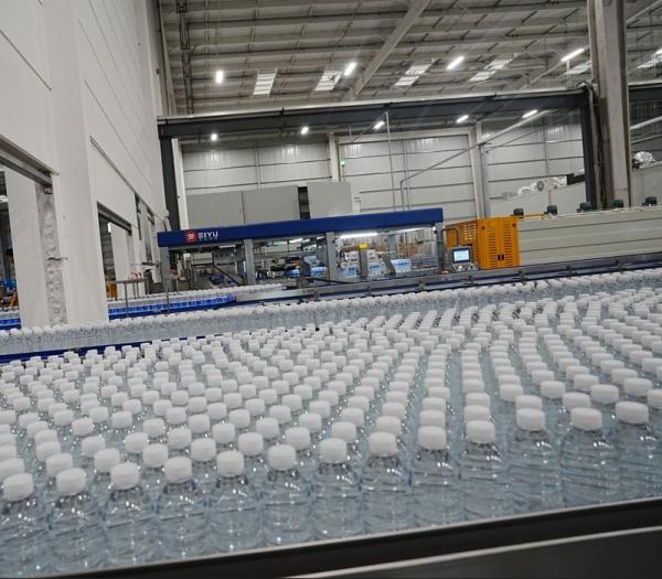Bottle Buffer Zone For 42,000 BPH Bottled Water Production Efficient Flexible