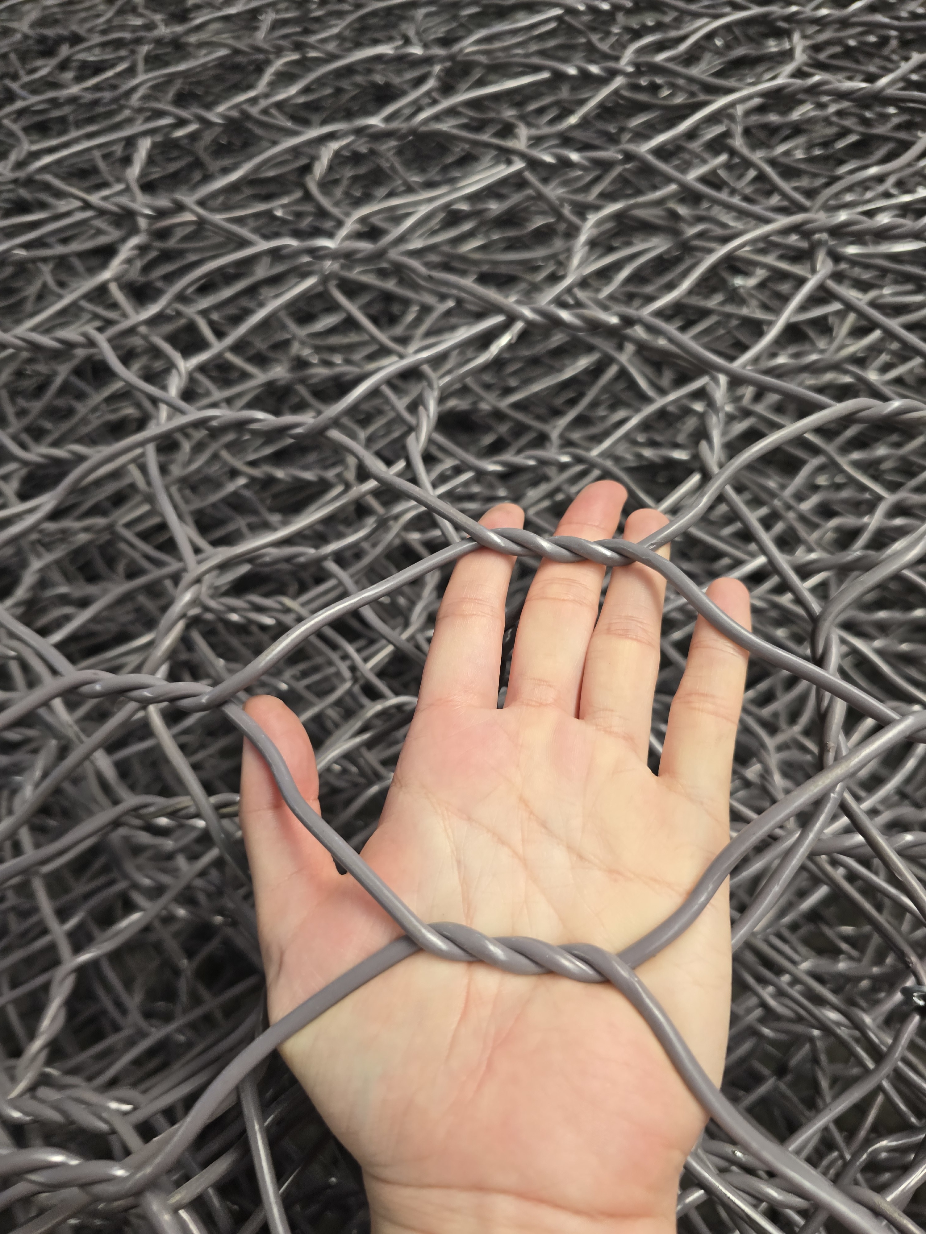 Woven Gabion Box with Hexagon Holes for Eco-friendly Permeable Structure and Custom Sizes