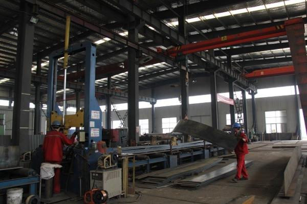 Glass Wool Panels Steel Frame Structure , High Strength Prefabricated Steel House