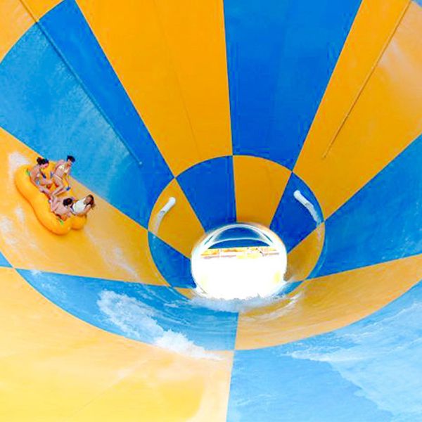 Commercial Water Slide Giant Horn Raft Water Slide 4-Person Raft FRP 304 Stainless Steel 12-Year Warranty