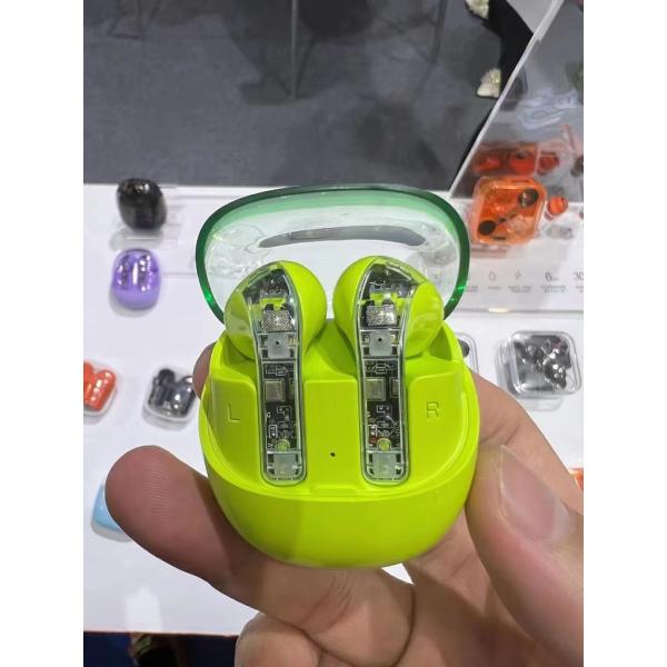 Настроенные беспроводные наушники в ухе Hifi Стерео Спортивная редукция водонепроницаемая