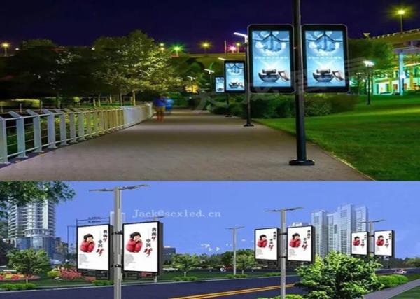 640x960 Street Light Pole LED Display 280W P2.5 AC264V Lamp Pole Led Display