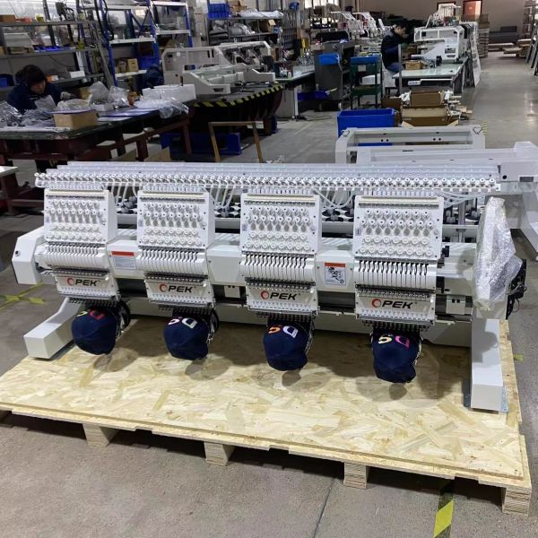 Three-in-one Function   1200 Rpm High Speed Computer Embroidery Machine 4 Head 15 Needles Industry