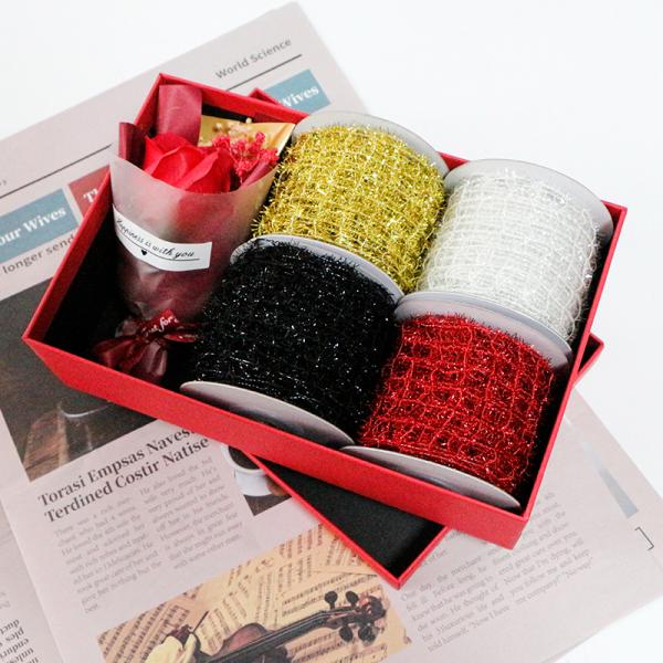 Cinturón de bordes con cable Blanco Negro Oro Rojo Cinta de color sólido para la decoración del Día de San Valentín