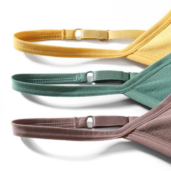 Красивое заднее нижнее белье отрегулированное для внешнего и внутреннего